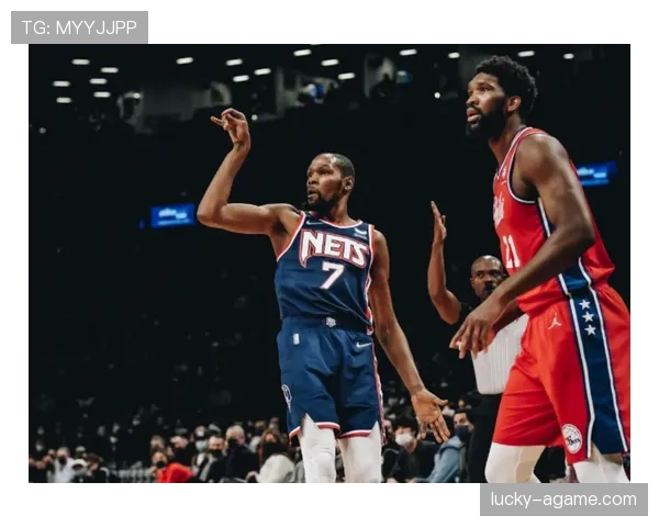 恩比德内线强攻拉开空间，篮网防守无法有效限制