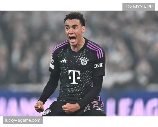 穆西亚拉是否依赖拜仁体系：战术角色与自主创造能力解析