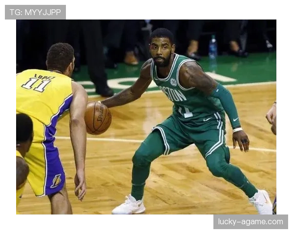 国际篮联与美国NBA对于三秒区违规的判罚标准究竟有什么具体差异？